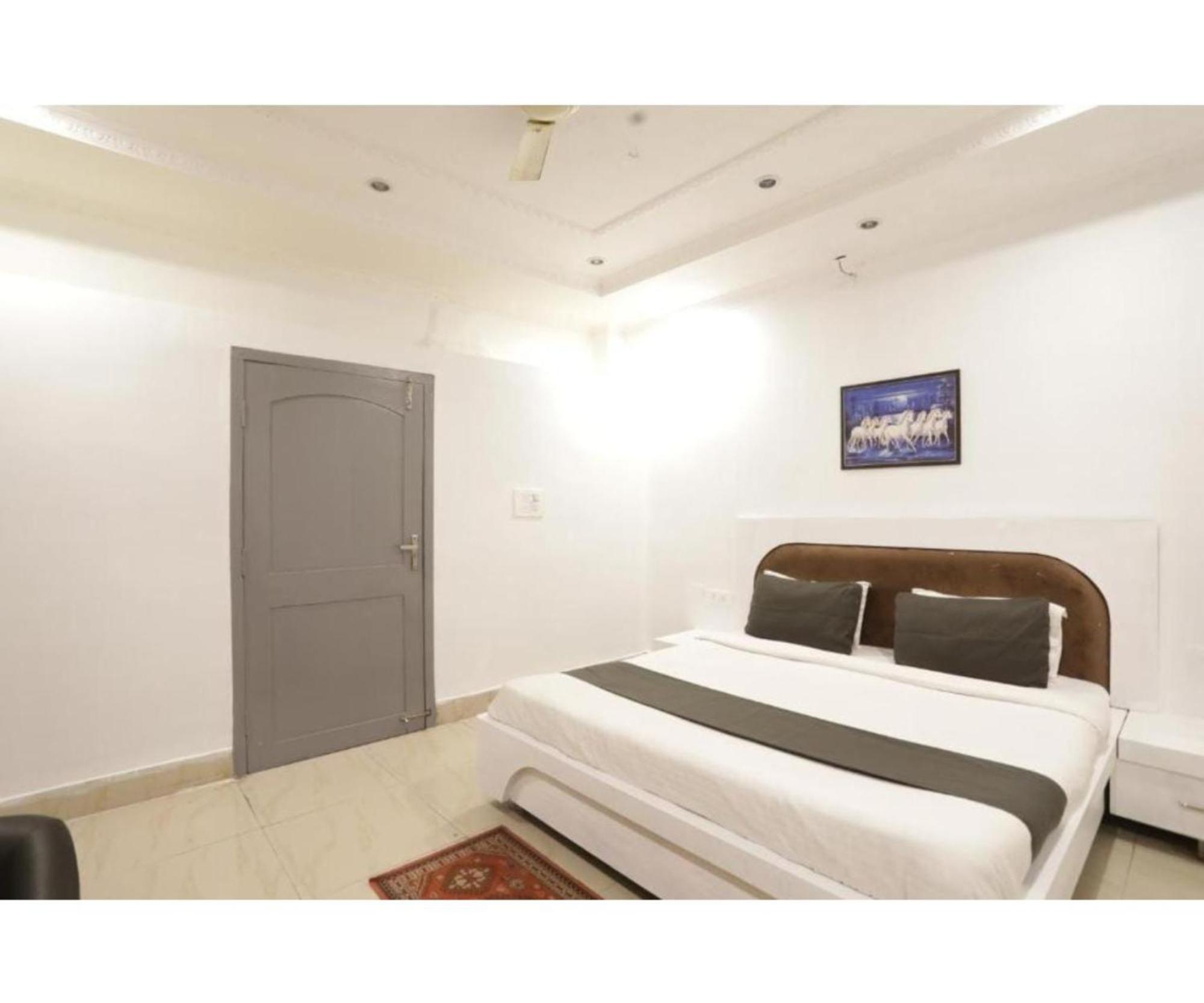 Day S Inn Luxury Stay Near Care Hospital In Budget Friendly Price Best Seller Bhubaneswar Extérieur photo