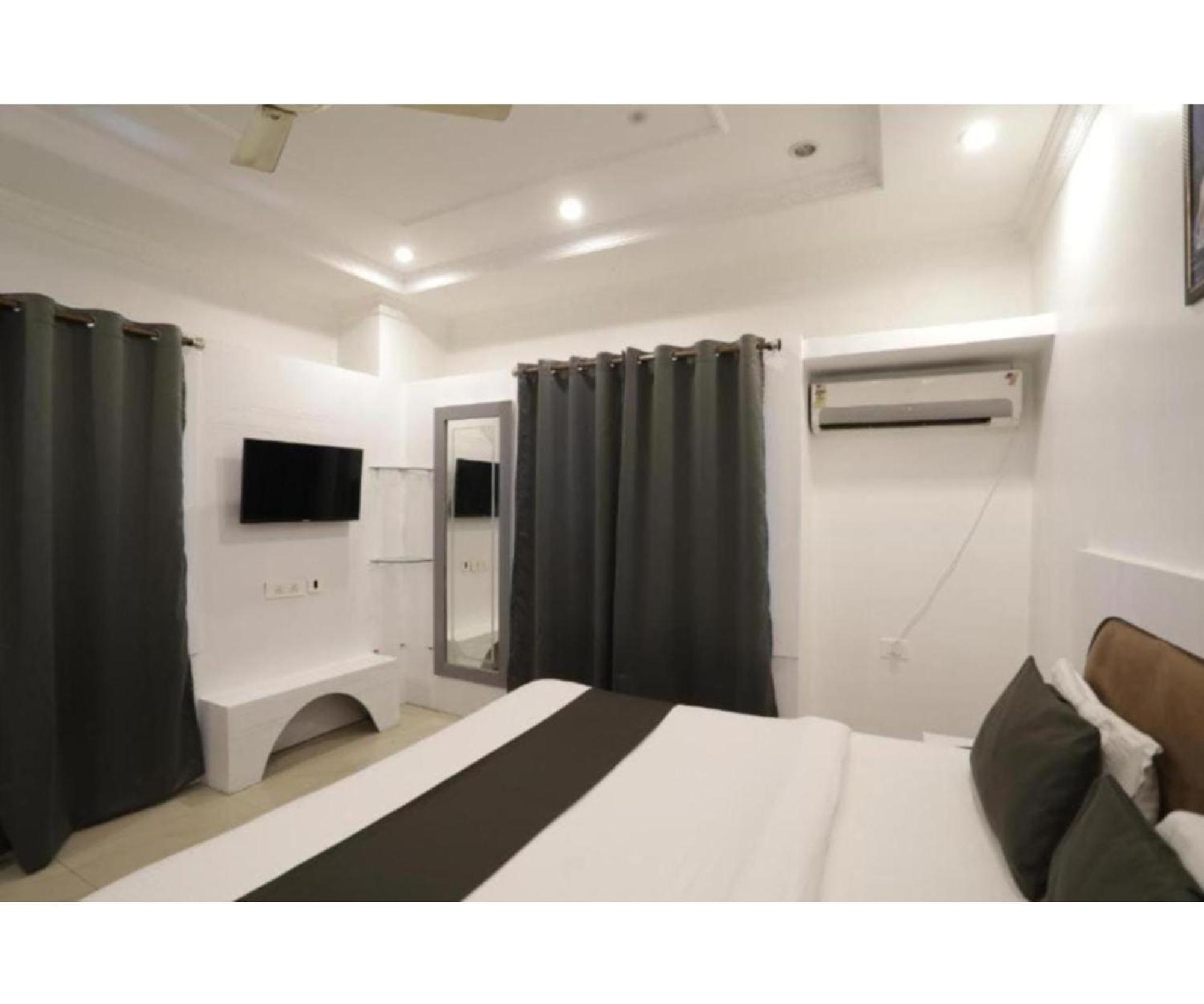 Day S Inn Luxury Stay Near Care Hospital In Budget Friendly Price Best Seller Bhubaneswar Extérieur photo
