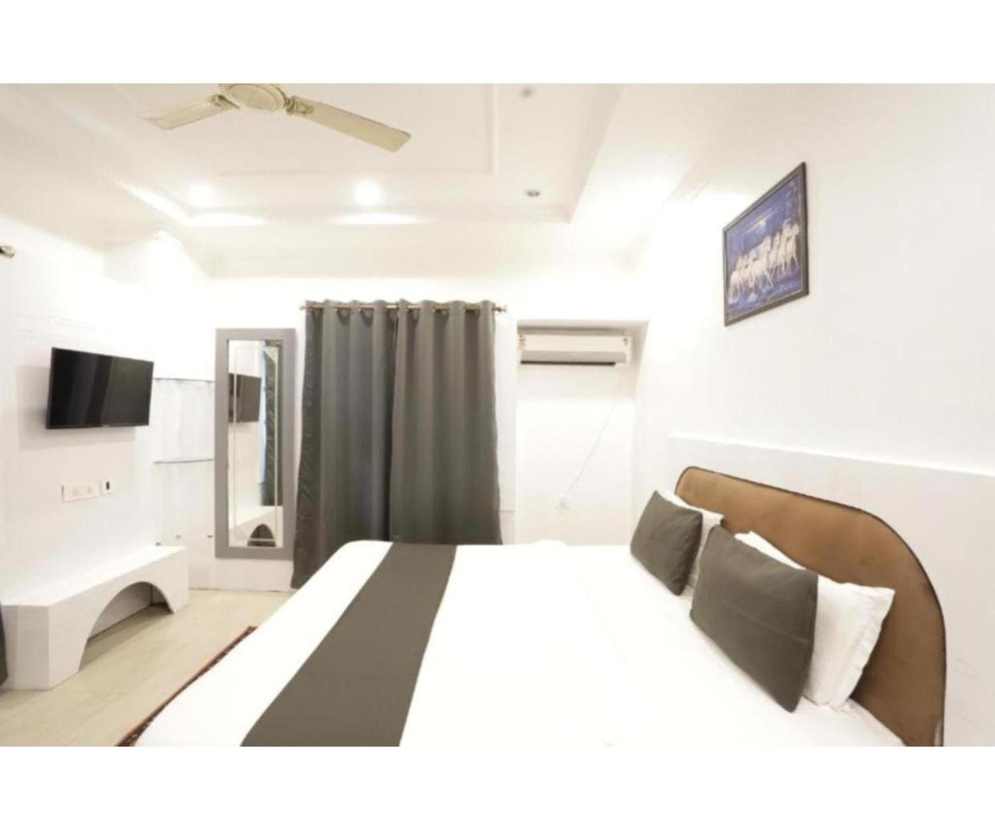 Day S Inn Luxury Stay Near Care Hospital In Budget Friendly Price Best Seller Bhubaneswar Extérieur photo