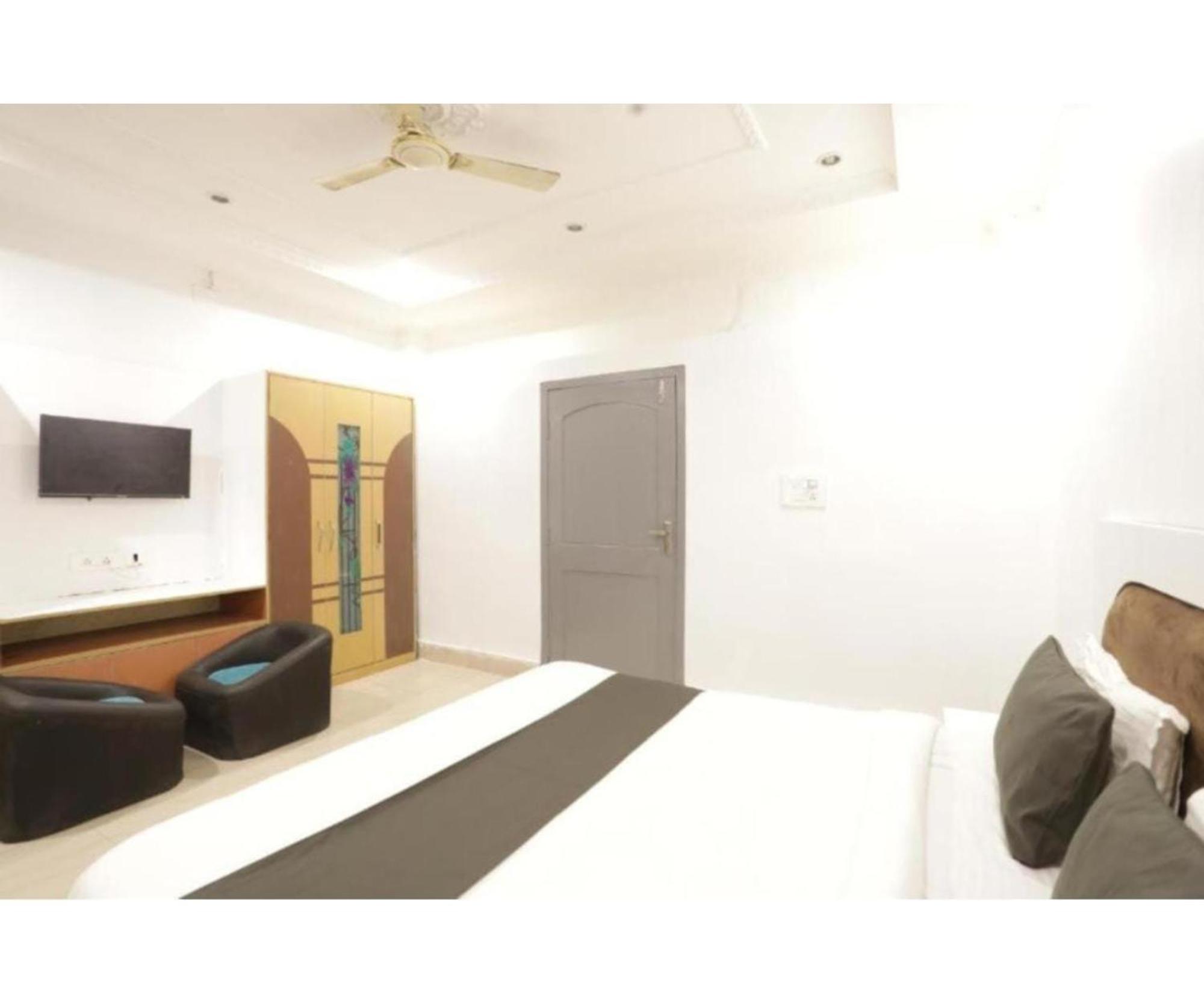 Day S Inn Luxury Stay Near Care Hospital In Budget Friendly Price Best Seller Bhubaneswar Extérieur photo